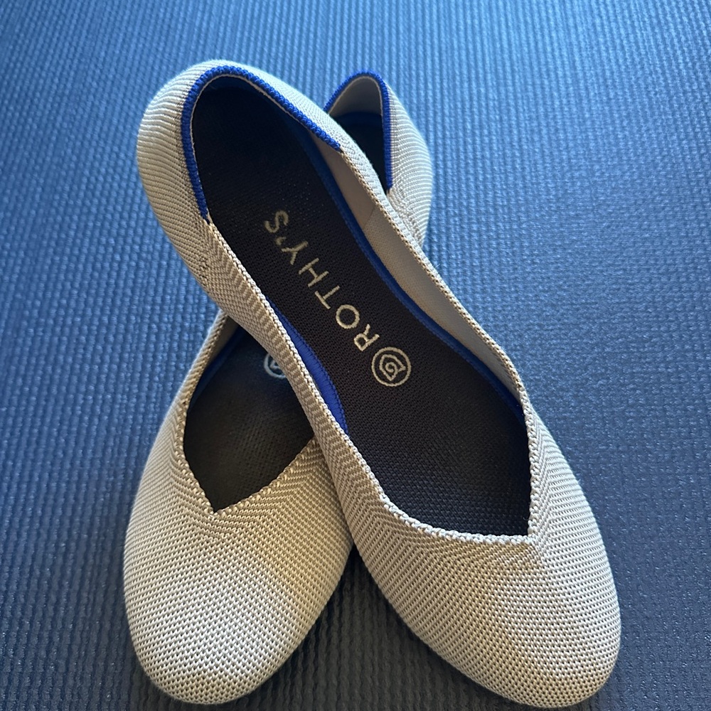 Rothy's Women's Cream Flats
